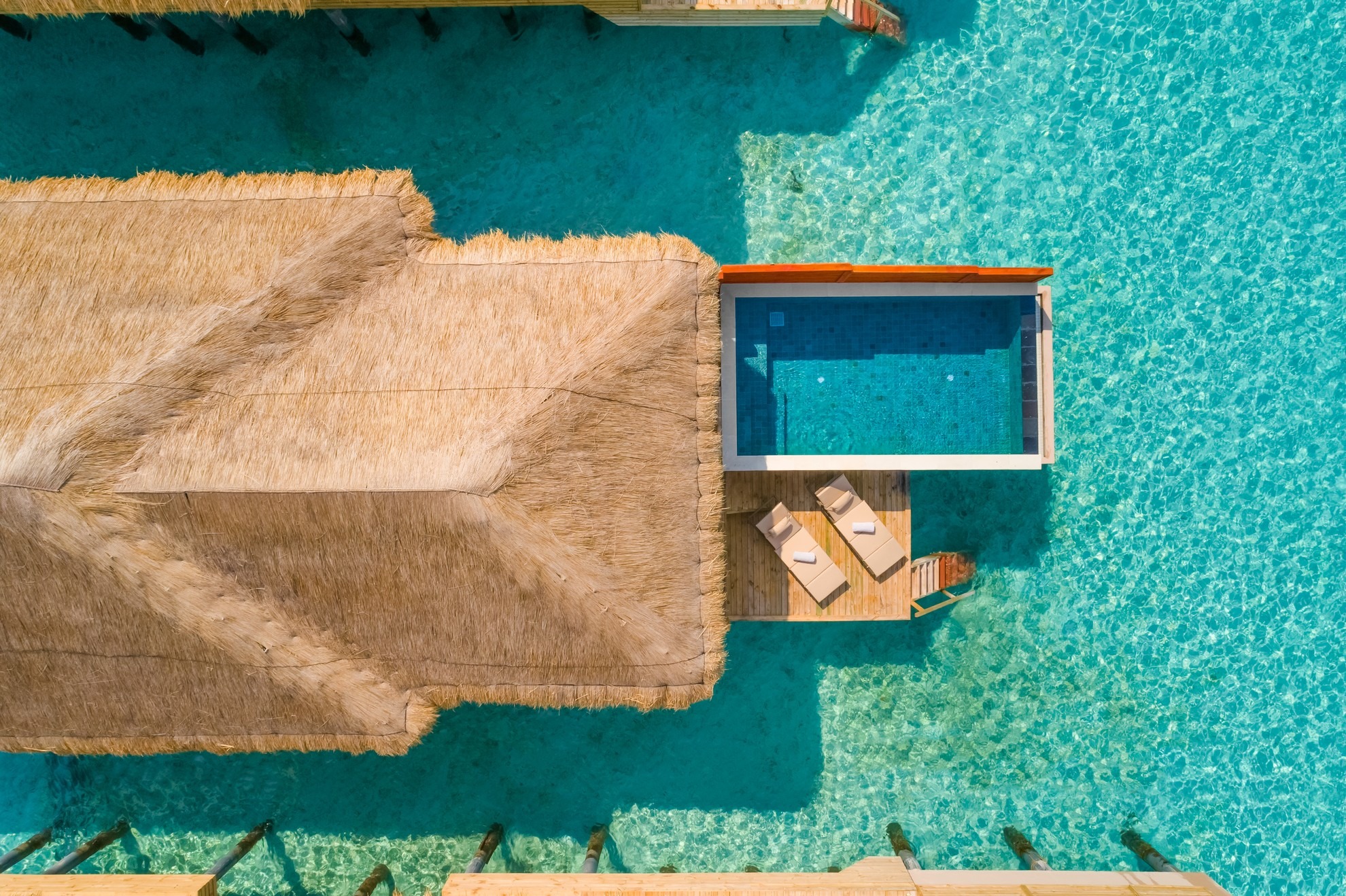 Kudafushi Resort & Spa - Water Pool Villa