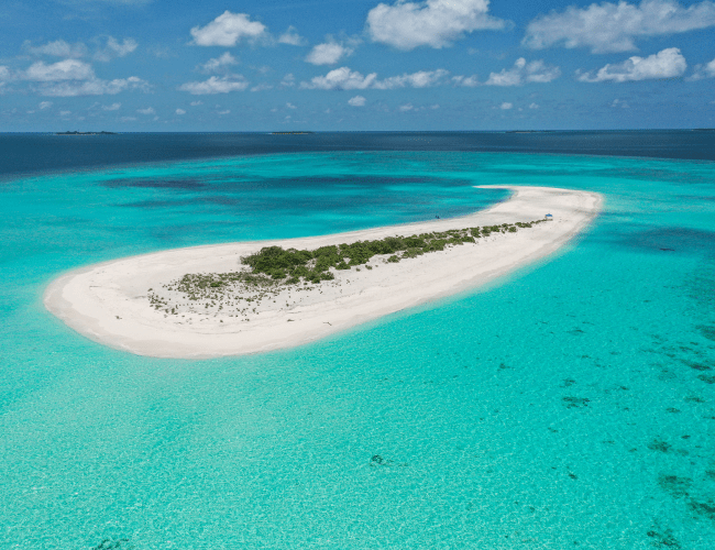 Desert Island - Kudafushi Resort & Spa