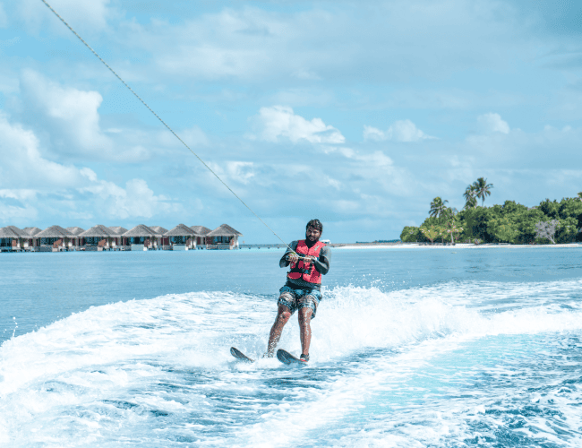 Kudafushi Resort & Spa Maldives - Water Ski