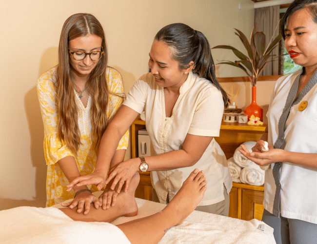 Kudafushi Resort & Spa Maldives - Massage Class