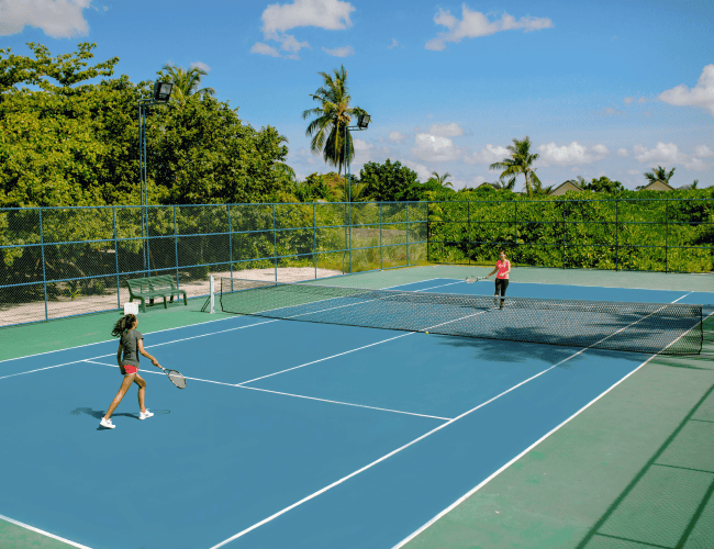 Kudafushi Resort & Spa Maldives - Tennis Court